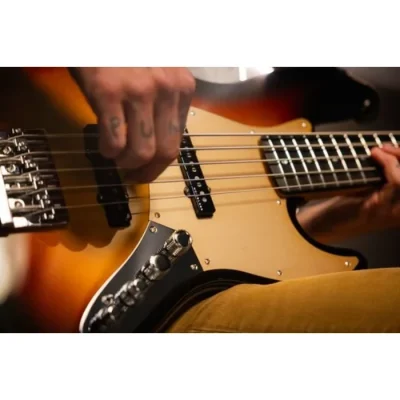 Ultra II Jazz Bass V Ultraburst body close up